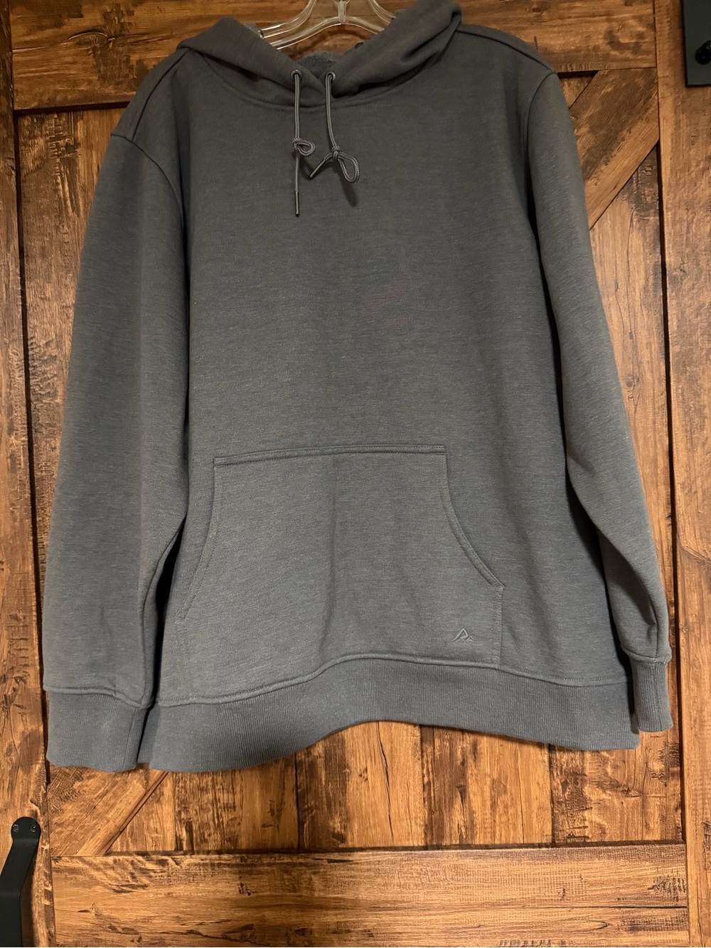 Ridgecut Toughwear Women Gray Hoodie with Kangaroo Pocket . Size 2XL